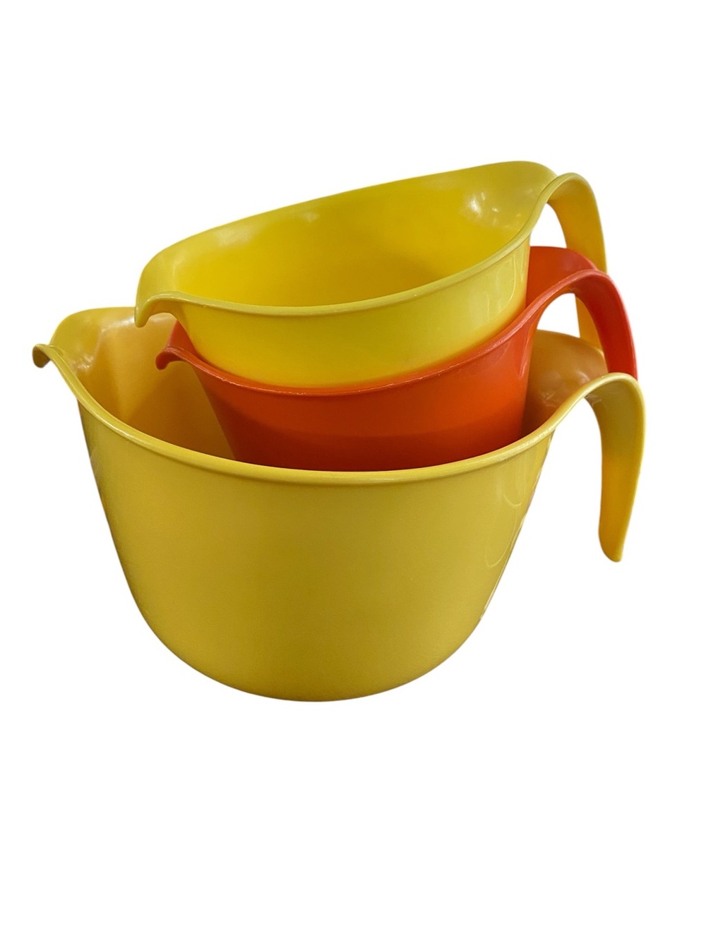 3 Vtg Rubbermaid Yellow/orange Measuring Bowls 6, 6, 12 Cup Grip N Mix Handle